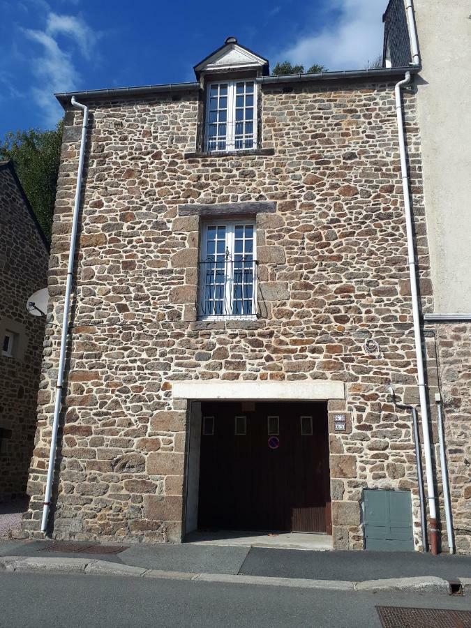 Vue Sur Le Port De Dinan Apartment Luaran gambar